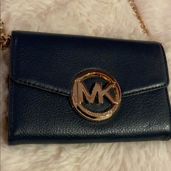 NWOT MICHAEL KORS NAVY BLUE PURSE - Picture 4 of 13